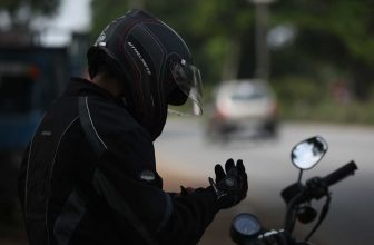 helmet-motorcycles-cameras